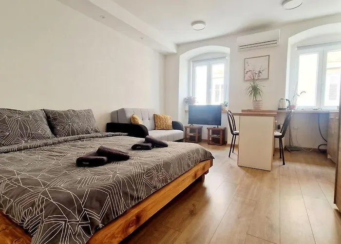 Lovely Suite